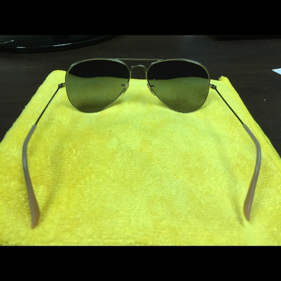 Ray Ban Aviator - Picture 2 of 2